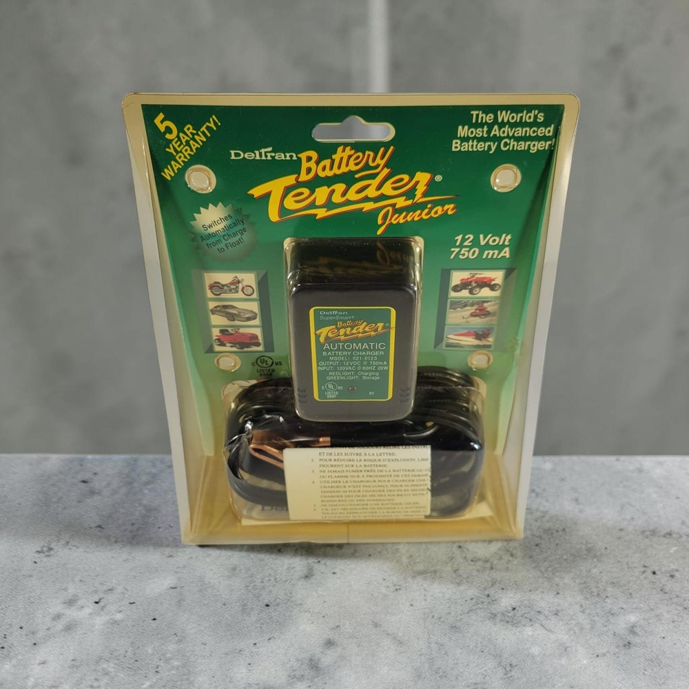 Deltran Battery Tender Junior 12V 750mA Automatic Battery Charger 021-0123 NEW